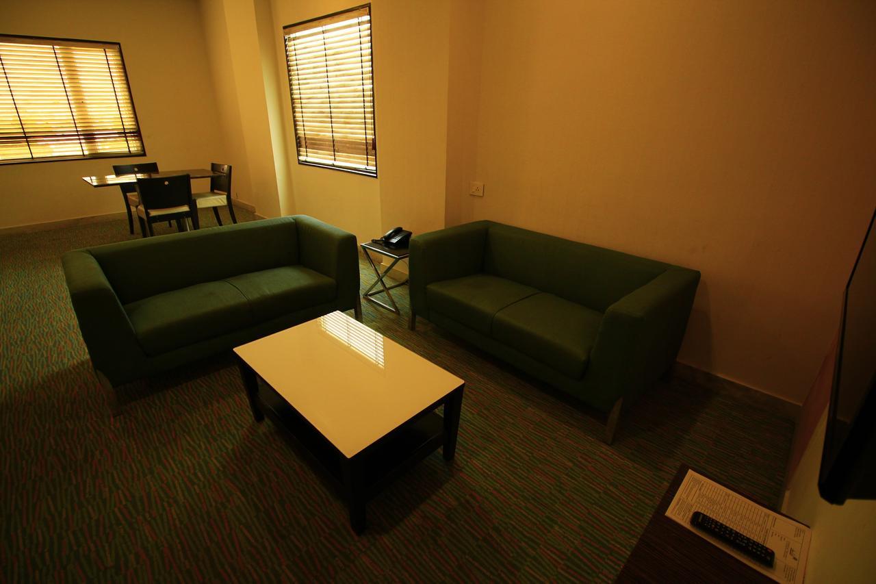 Siesta Star T. Nagar Hotel Chennai Ngoại thất bức ảnh